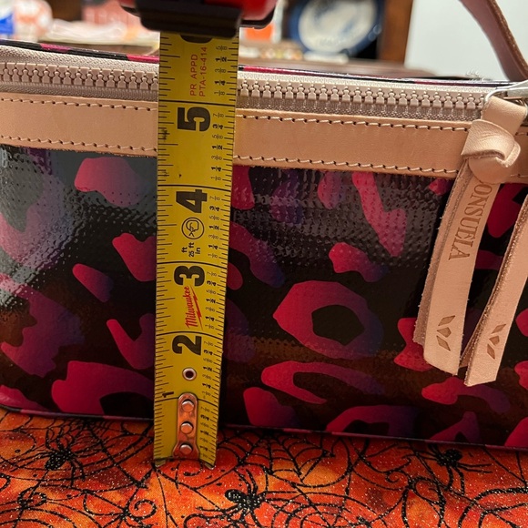 NWT Consuela Stylish Black, Pink and Purple Leopard Print Train Case - Picture 6 of 7